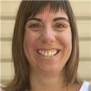 M’ofereixo fer classes de repàs en l’educació primària. Faig classes de repàs de català, castellà, matemàtiques i de medi natural i social